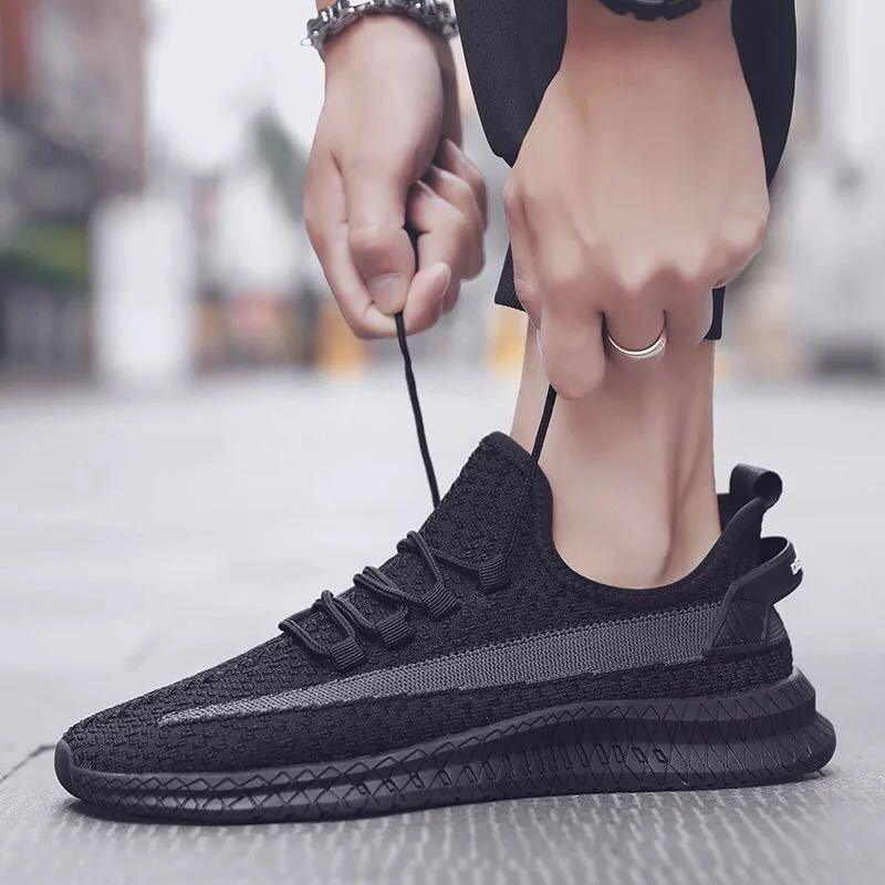 Men's Lightweight Breathable Running Shoes Slip-On Athletic Walking Sneakers Summer